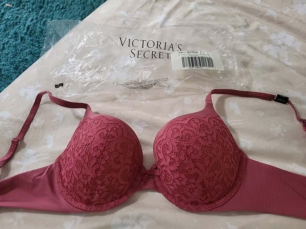 NWT $59.50 Victoria Secret bra 34c new Pink lace Stretch Back SEXY push-up